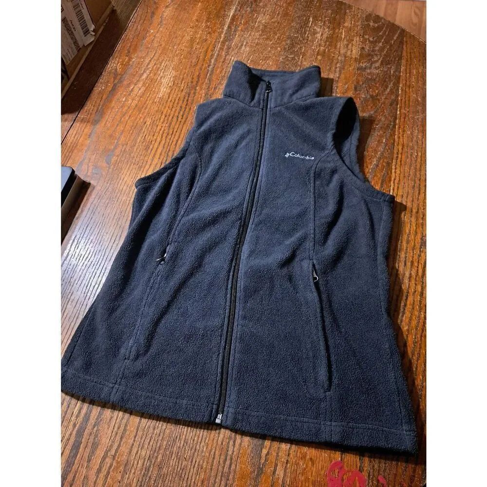 Small Columbia Grey Black Sleeveless Fleece Front Zip Vest with Zip Pockets